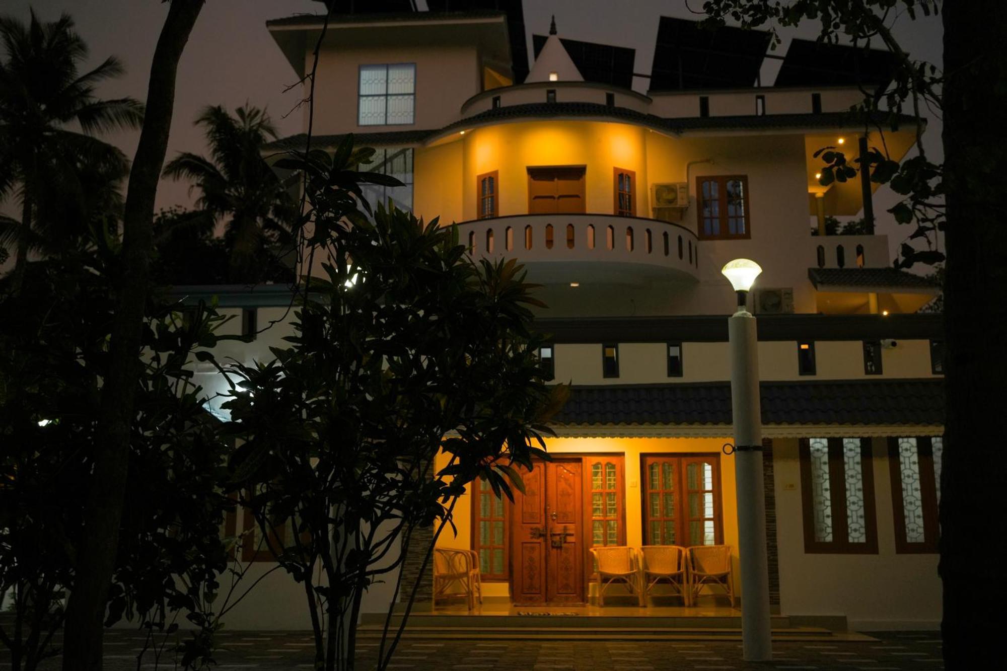 Varkala- Aroma Ac Pvt Villa Hammocks Kitchen Exterior foto